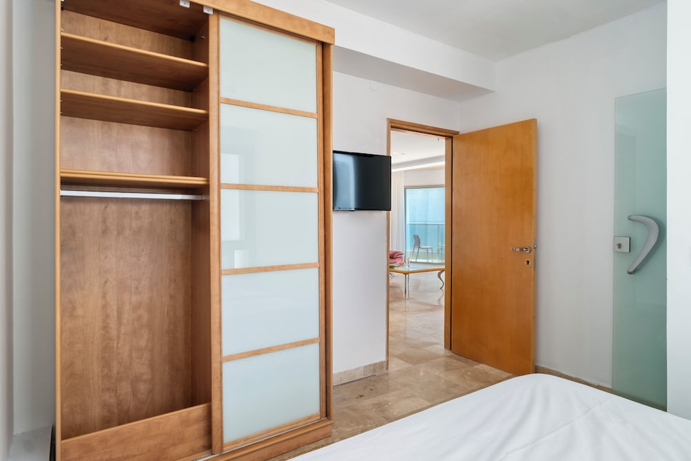 HaCarmel Beach Penthouse by Sea N Rent