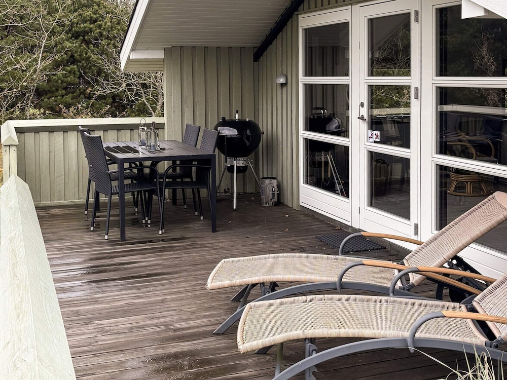 6 Person Holiday Home in Norre Nebel