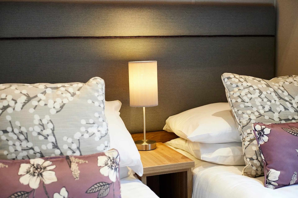 Host Stay Baker s Lodge