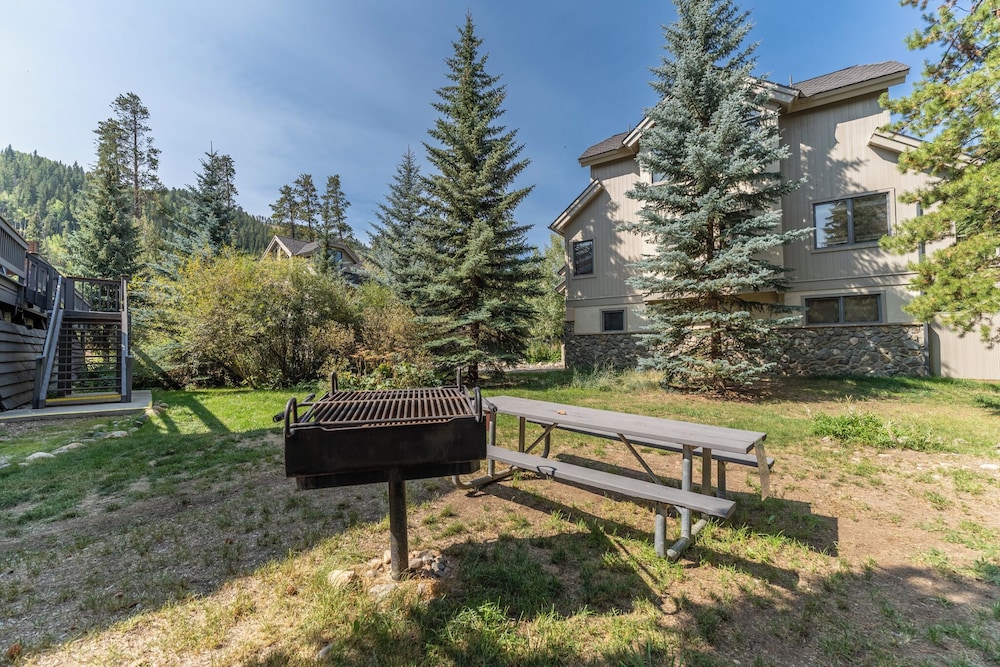 Key Condo #2929