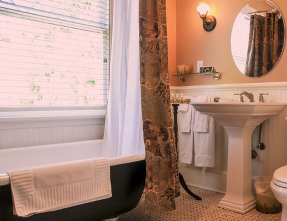 The Black Walnut B & B Inn