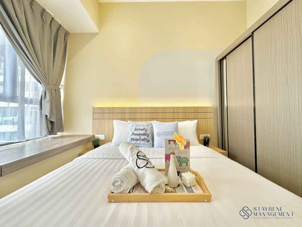 Country Garden Danga Bay Sea View Homestay by Stayrene