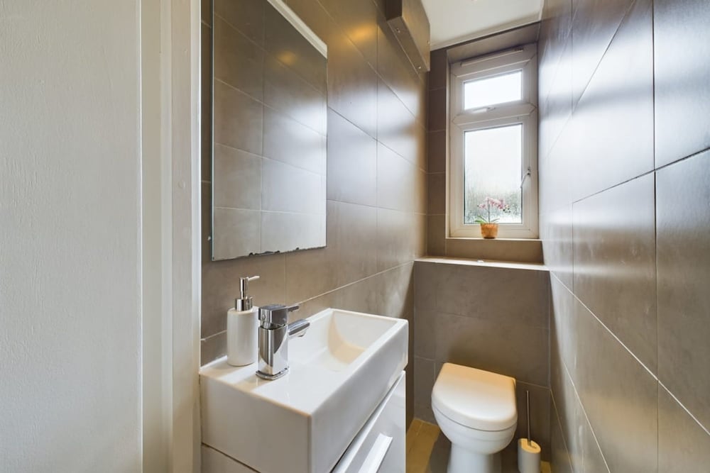 The Earl s Court Hideaway - Warm 3bdr House
