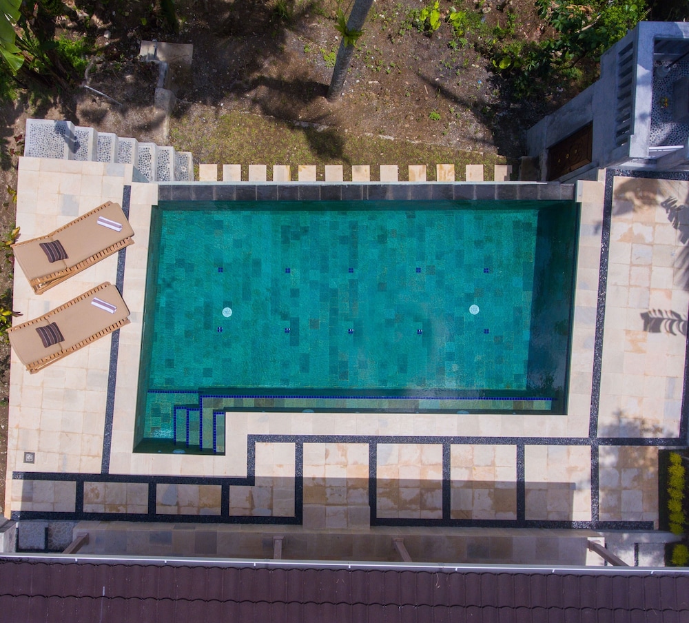 Lebah Villas