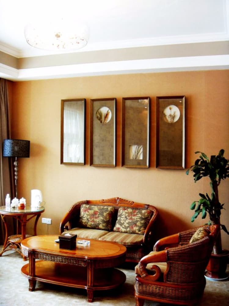 S&N Niutoushan Resort