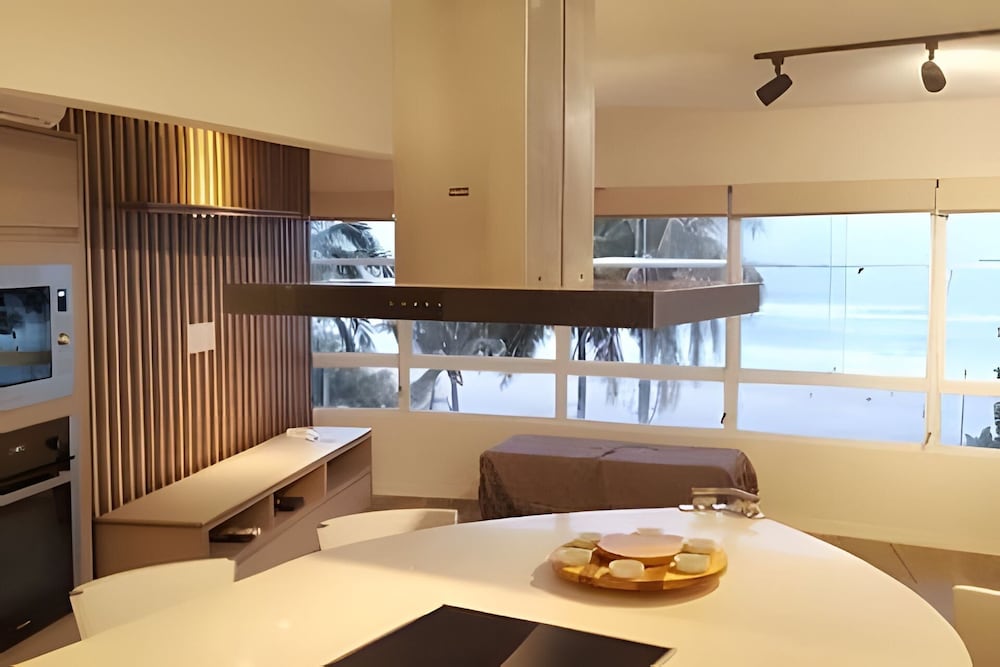 CONDOMINIO PRAIAS DO GUARUJÁ