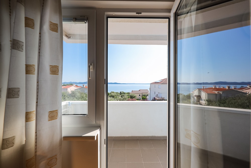 Luton Apartments, Zadar - Kozino, Heated Pool & Hot Tub