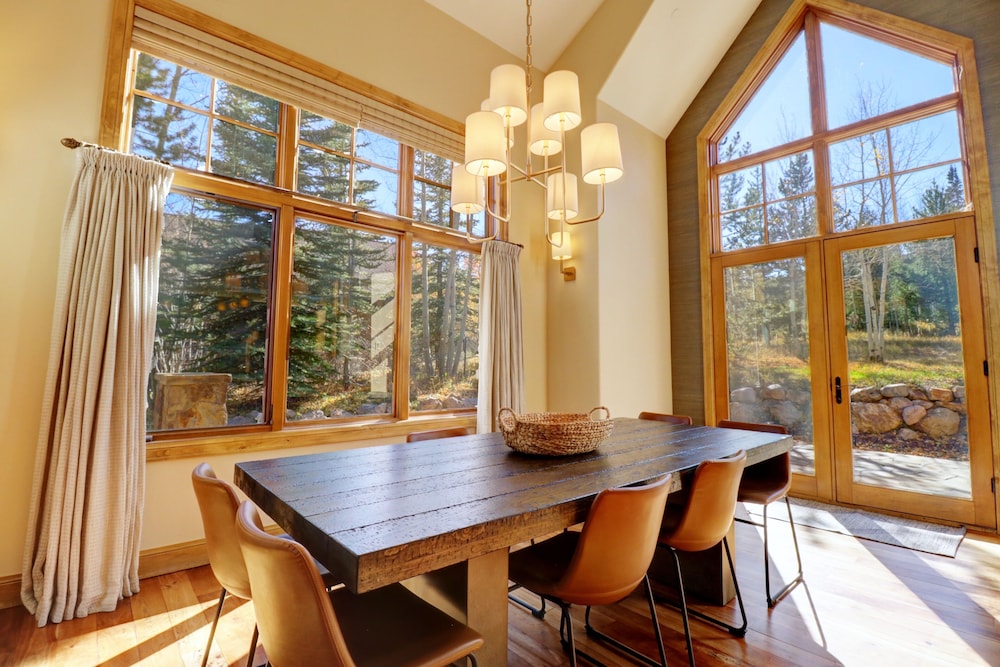 Peakside Escape 178 3 Bedroom Home
