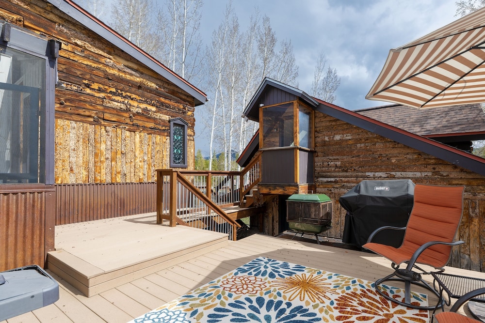 West Portal Cabin 4 Bedroom Cabin