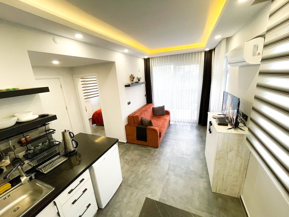 Platinum Apartments view 5