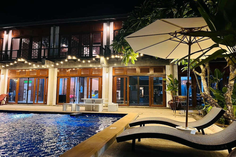 Ss Pool Villa Hill view 4