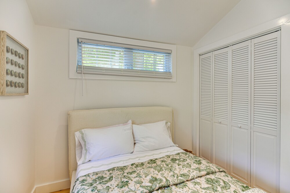 Walk to Main St: Osterville Village Gem w/ Patio