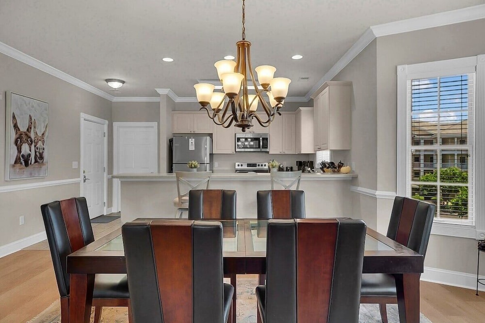 Magnolia Pointe Luster Leaf 4890-301 3 Bedroom Condo