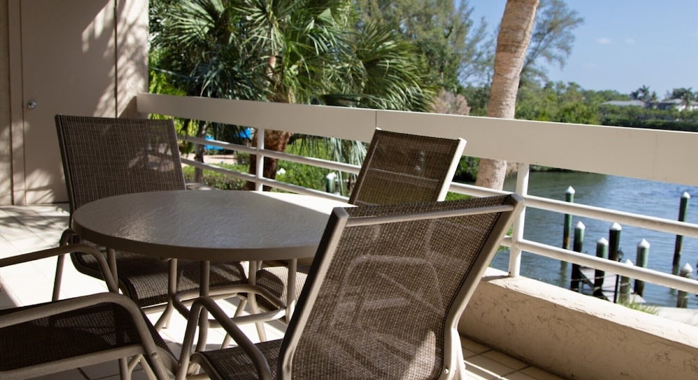 Longboat Bay Club by Coolvacay