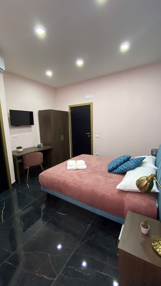 Katarios Suite