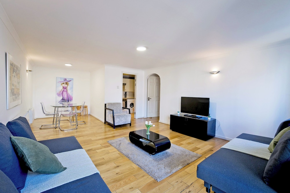 Imperial Meridian Place Apartment