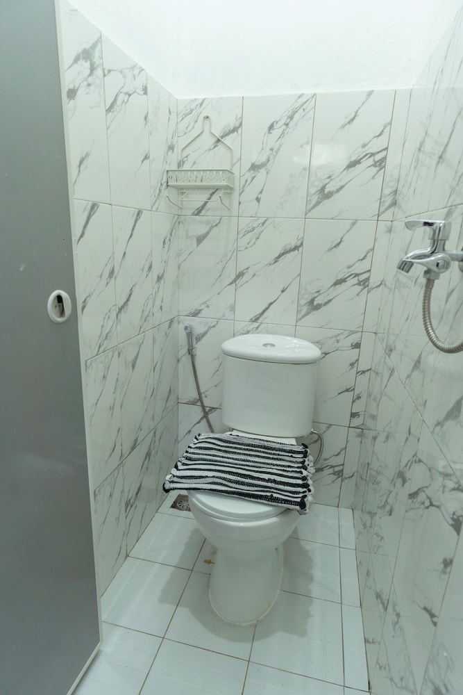 ELBA Guesthouse Near UNNES by ARBA
