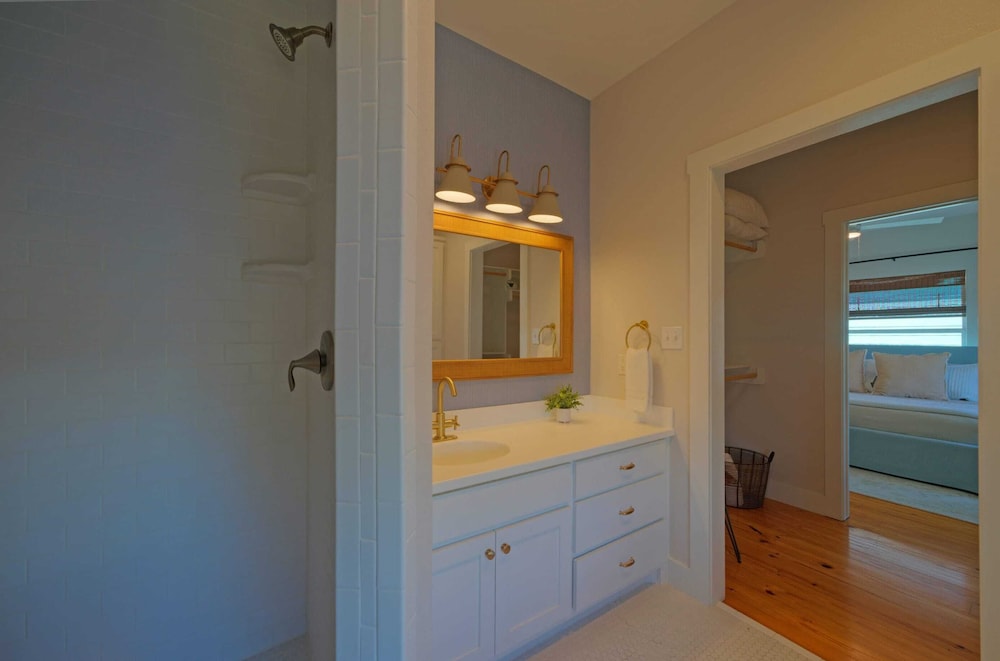 Coastal Escape w/ Pond Views + Pool Access Grahams Getaway by Avantstay