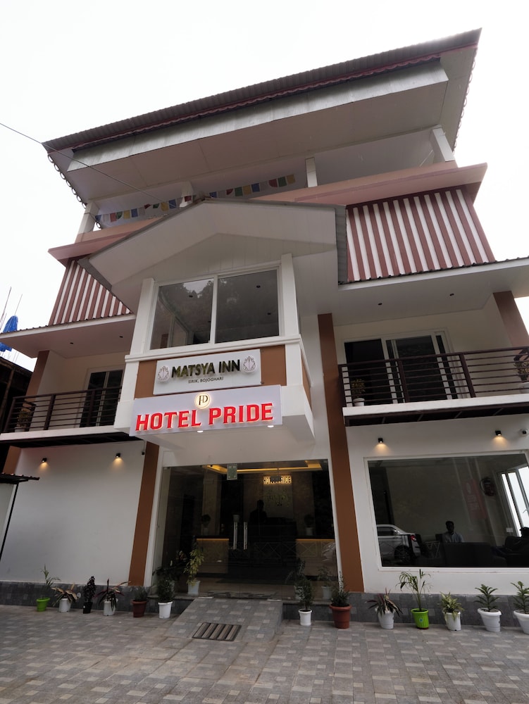 Hotel Pride