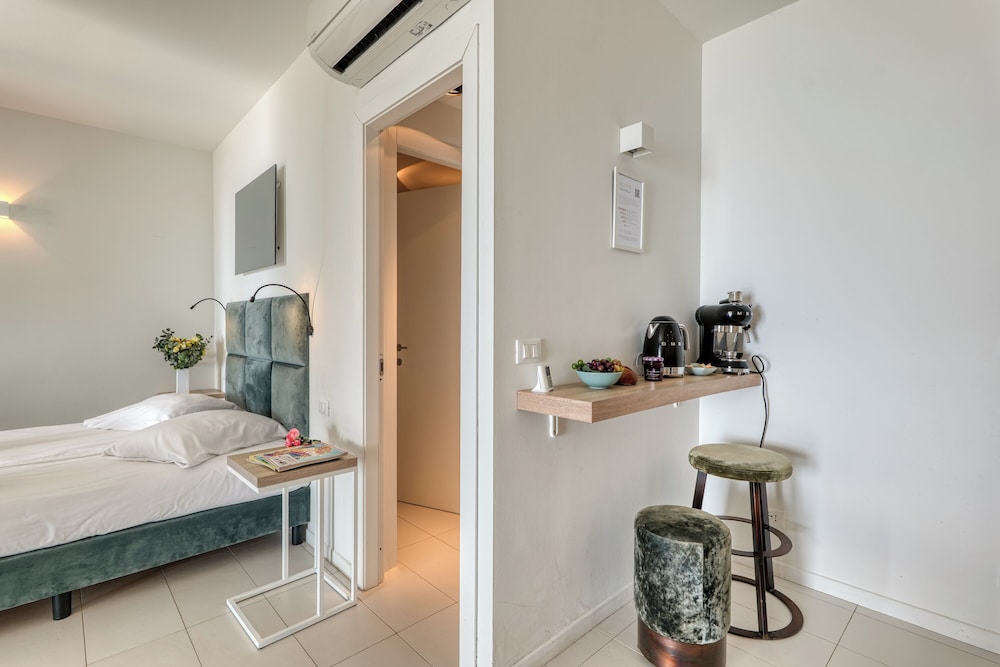 Holiday Resort Balzi Rossi