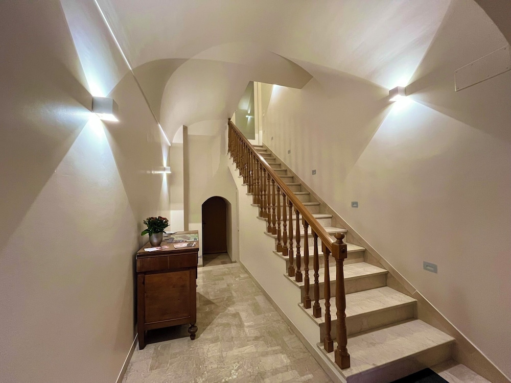 Portica Homes Assisi