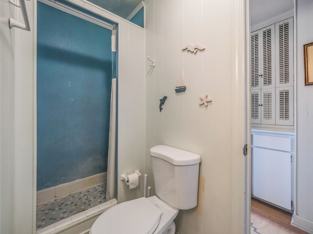 S.O.B. (Sweet Ol' Bill) by Topsail Realty