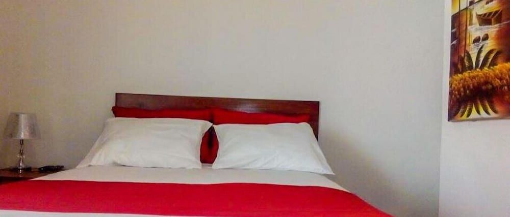 Hotel Tronco Inc