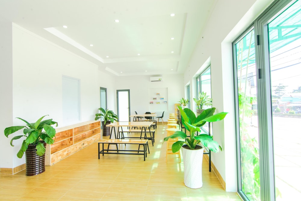 meeting & event spaces