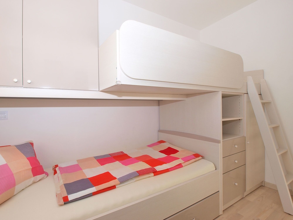 Apartment 1507