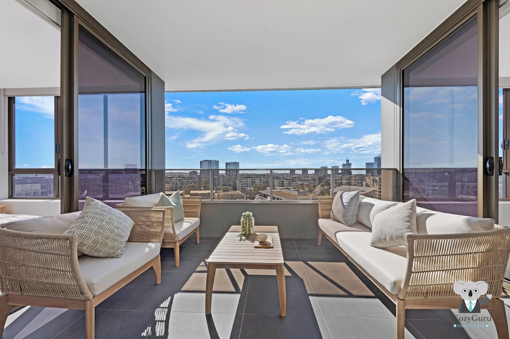 Kozyguru | Wentworth Point | 2B Apt+Free Parking