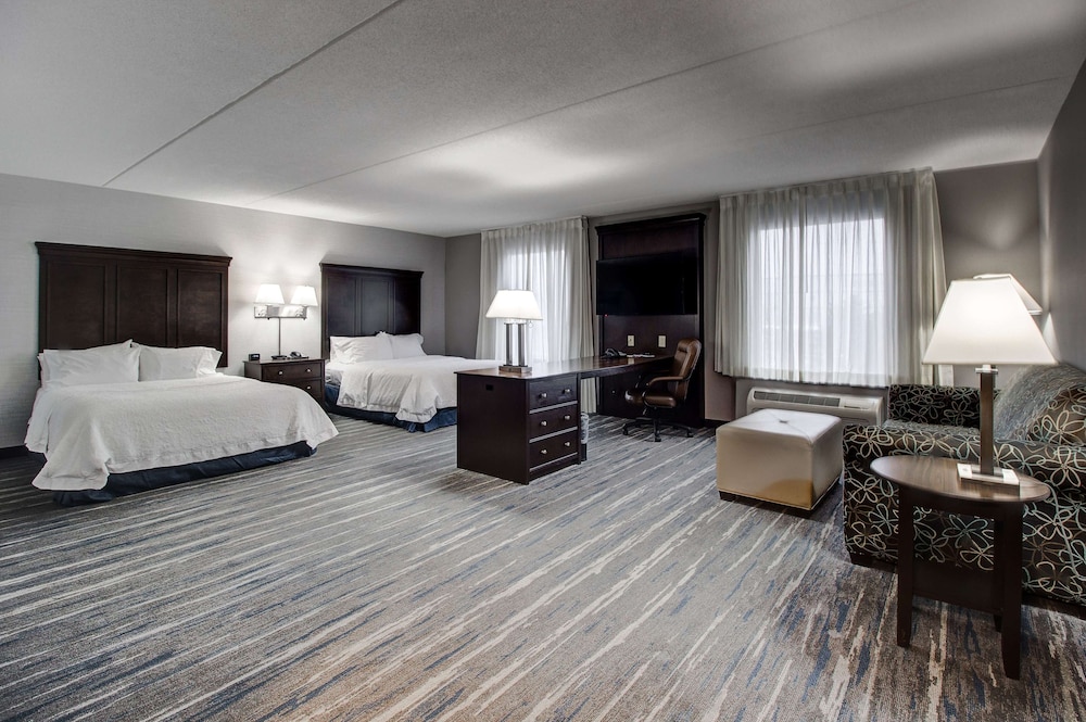 Brantford Vacations - Hampton Inn  Suites by Hilton Brantford Conference Centre - Property Image 42