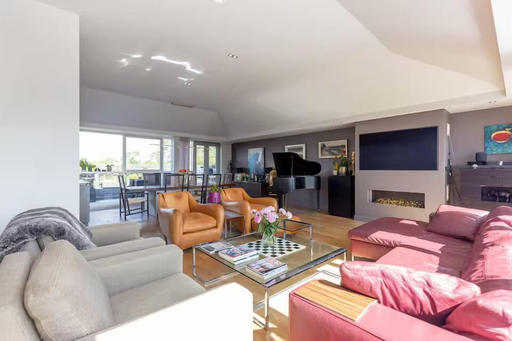 Beautiful Penthouse with terrace