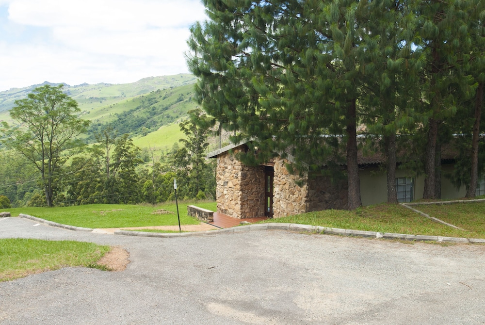 Emafini Country Lodge