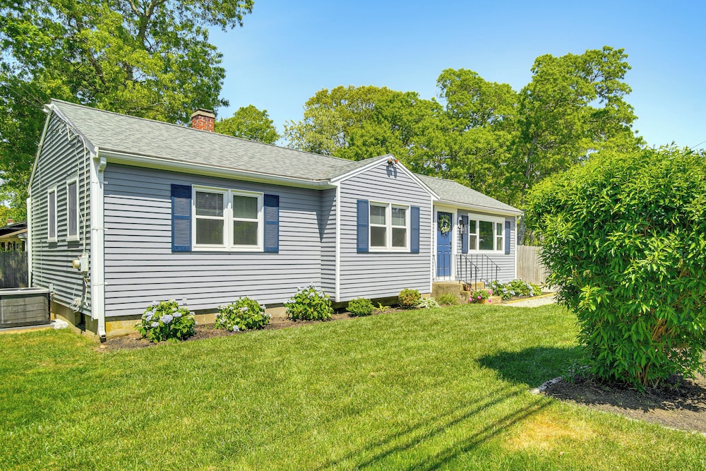 Private Beach & Fire Pit: Cape Cod Retreat!