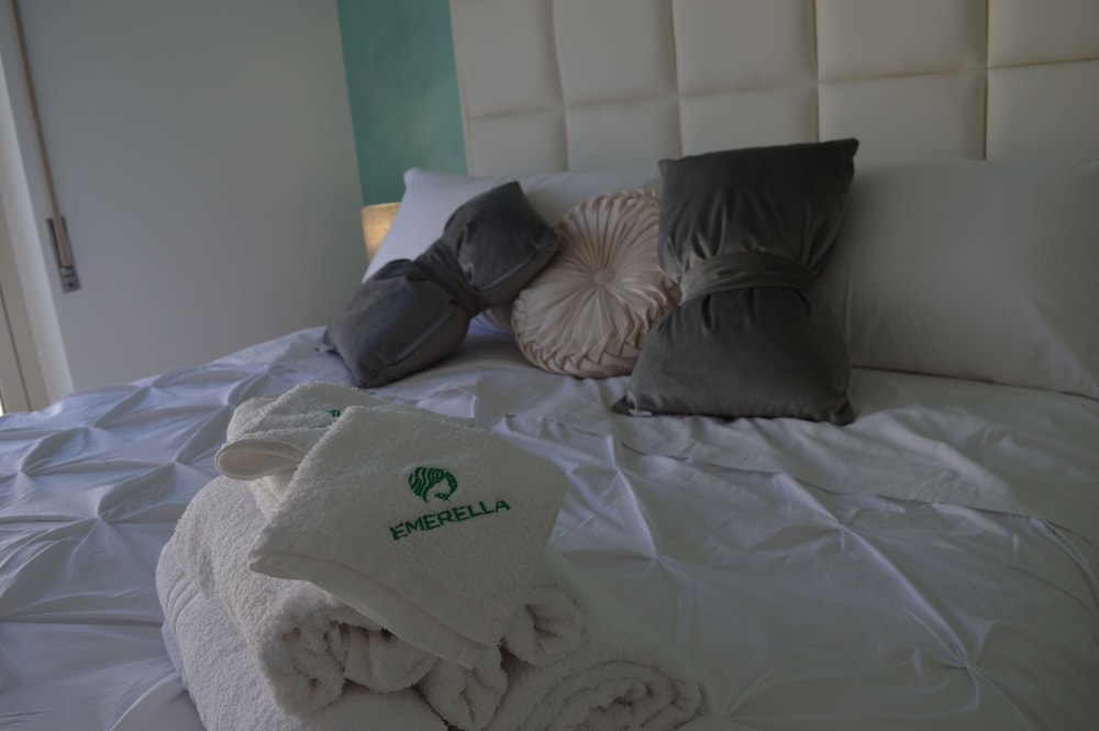 Emerella Guest House Siderno Beach