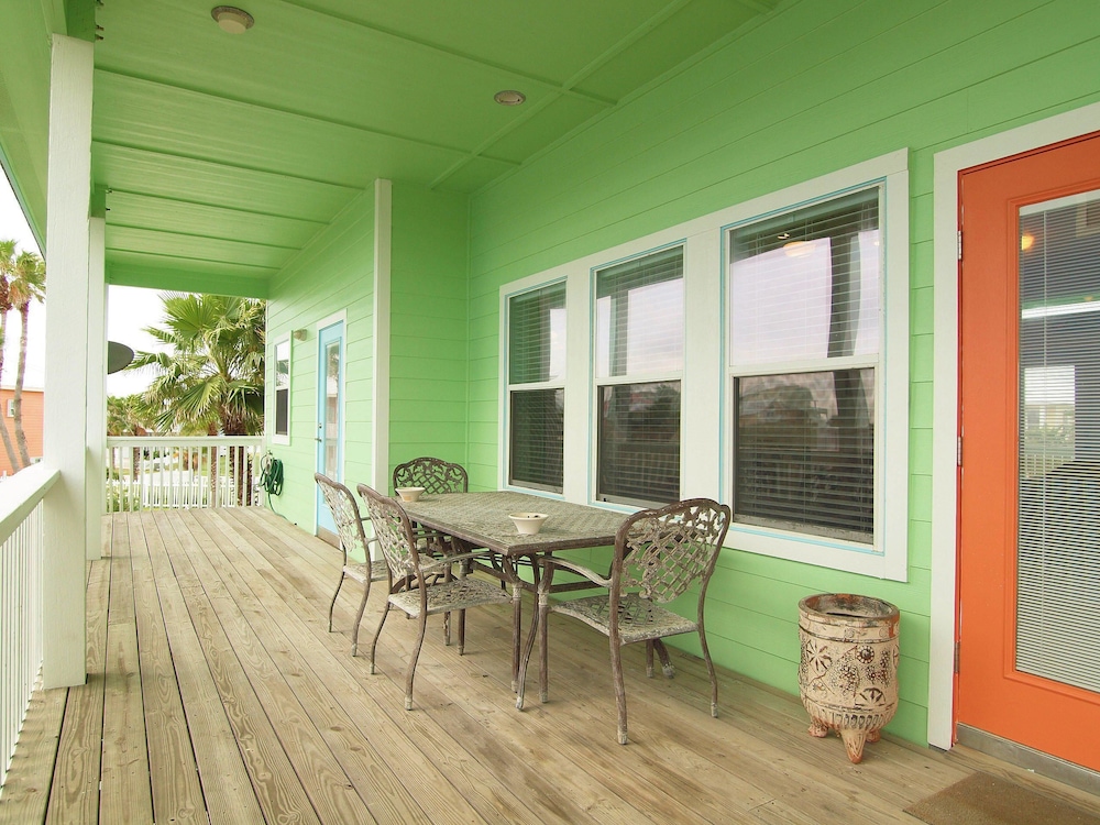 The Margarita House 349RS