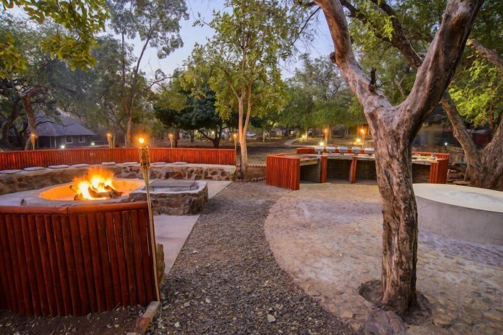 Boulders Safari Lodge