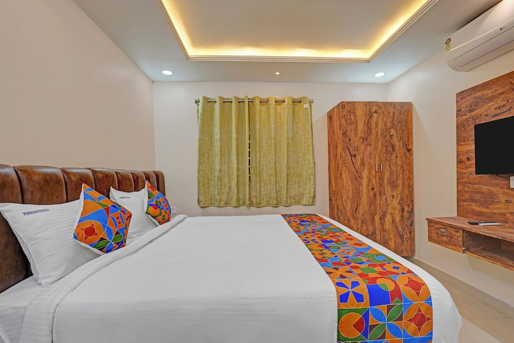 Fabhotel Pranavam Residency