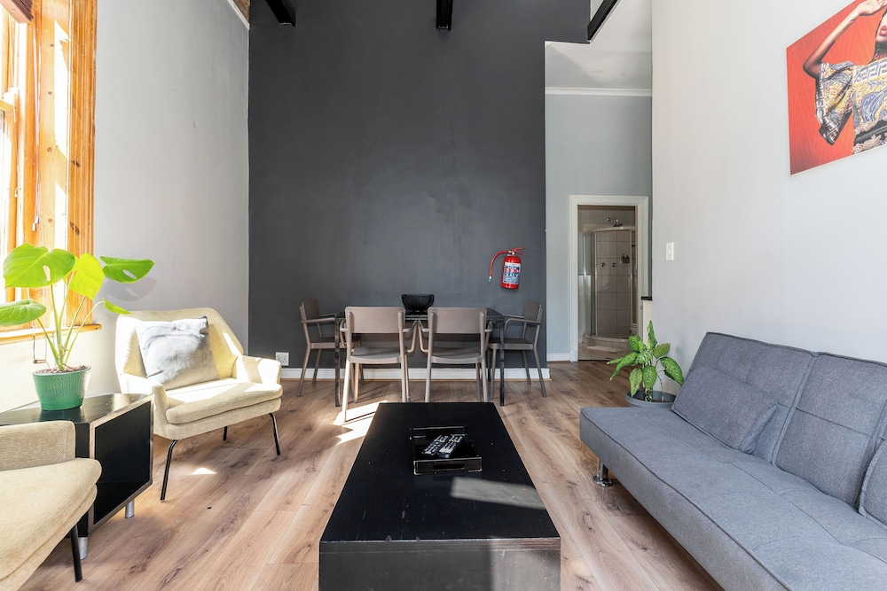 Long Street Self Catering Apartments