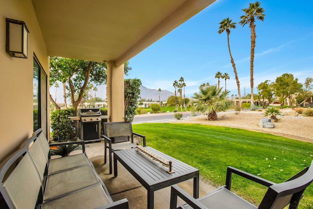 Desert Paradise Retreat