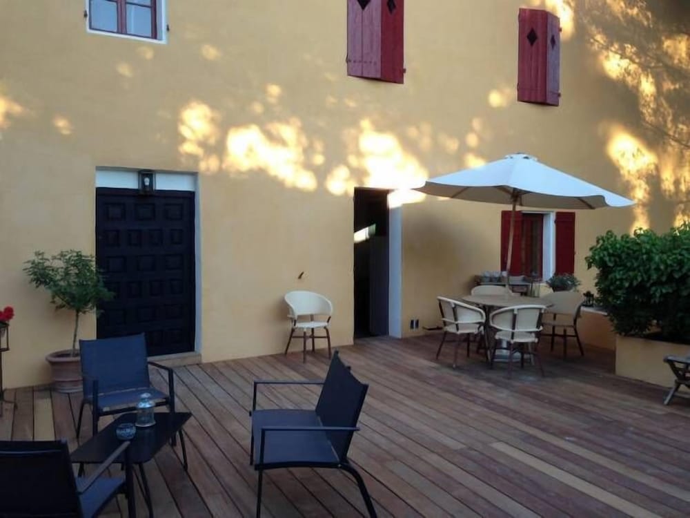 Villa Roumanille