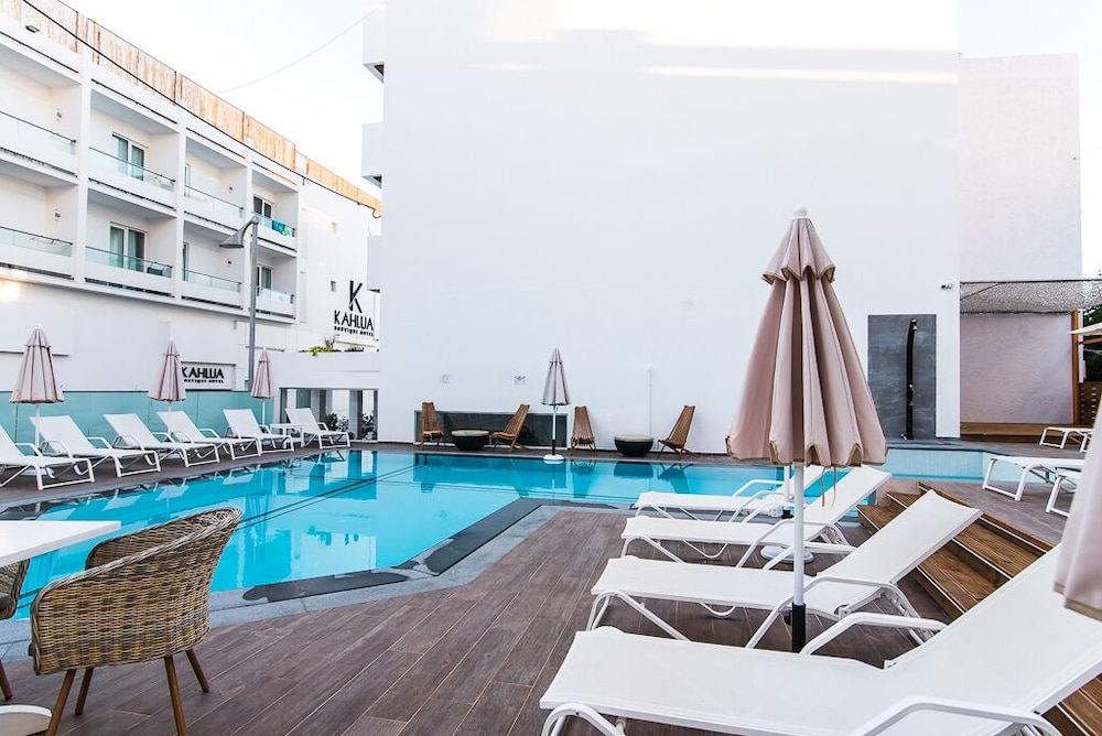 Kahlua Sea View Suites - Adults Only