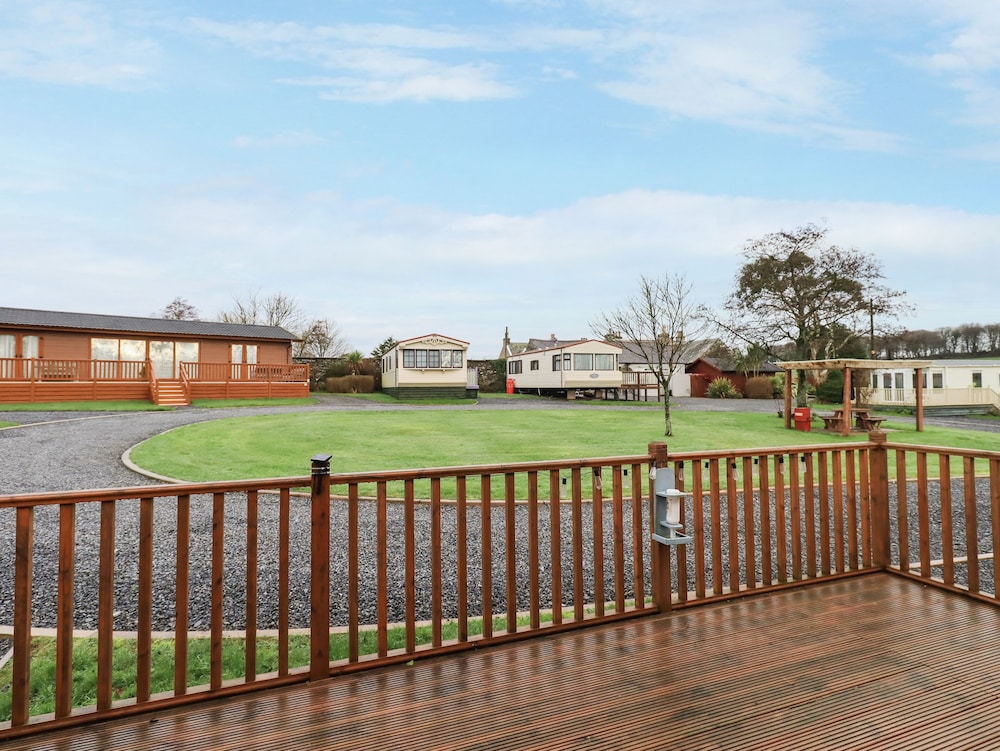 Roe Deer Lodge