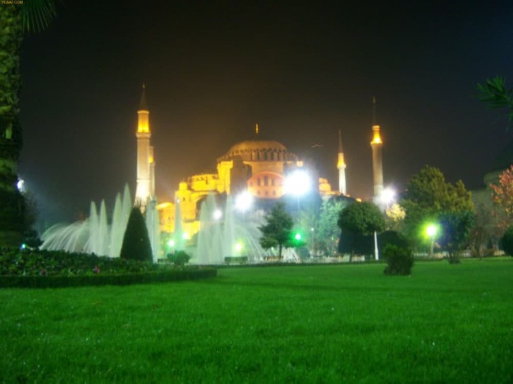 Waw Otel Galataport - Image 15