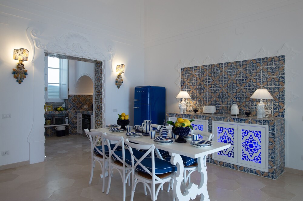 Estate4home - Regina Dar