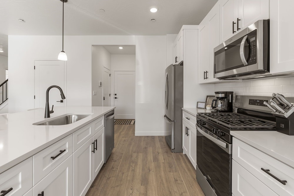 Desert Retreat Near Sand Hollow 4 Bedroom Townhouse