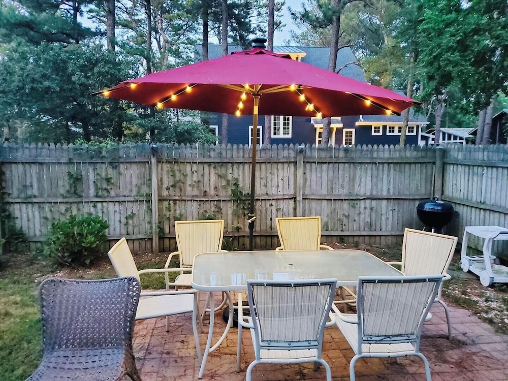 Carolina Street 200