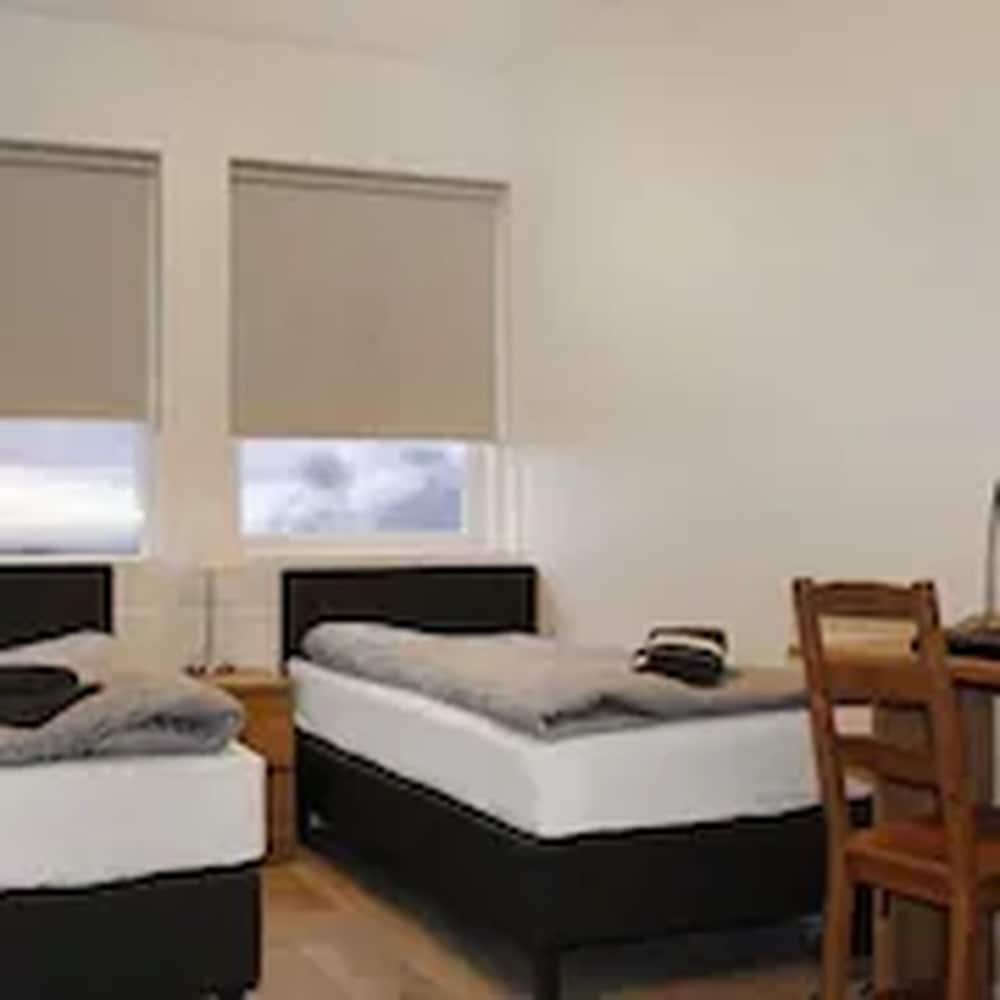 Kef Guesthouse by Keflavík airport