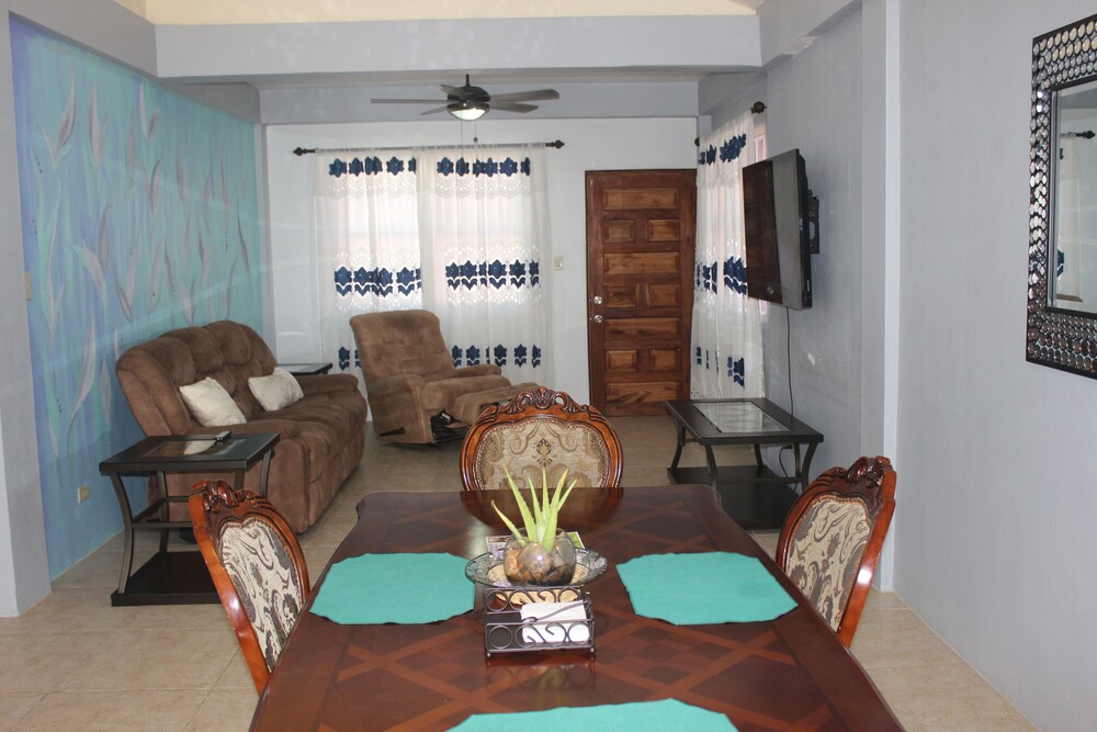 Ladyville 2Bed 2Bath, photo 18