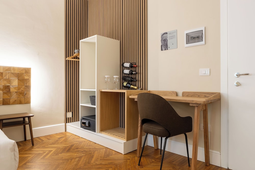 Pier Capponi 17 Room & Suites